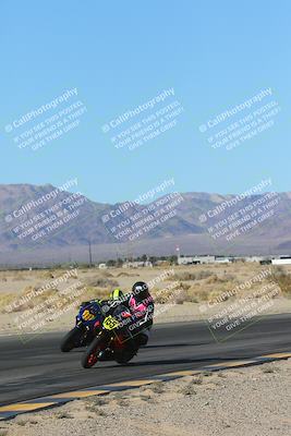 media/Jan-10-2025-CVMA Friday Practice (Fri) [[489e0da257]]/Group 4 and Trackday/Session 2 (Turn 4 Inside)/